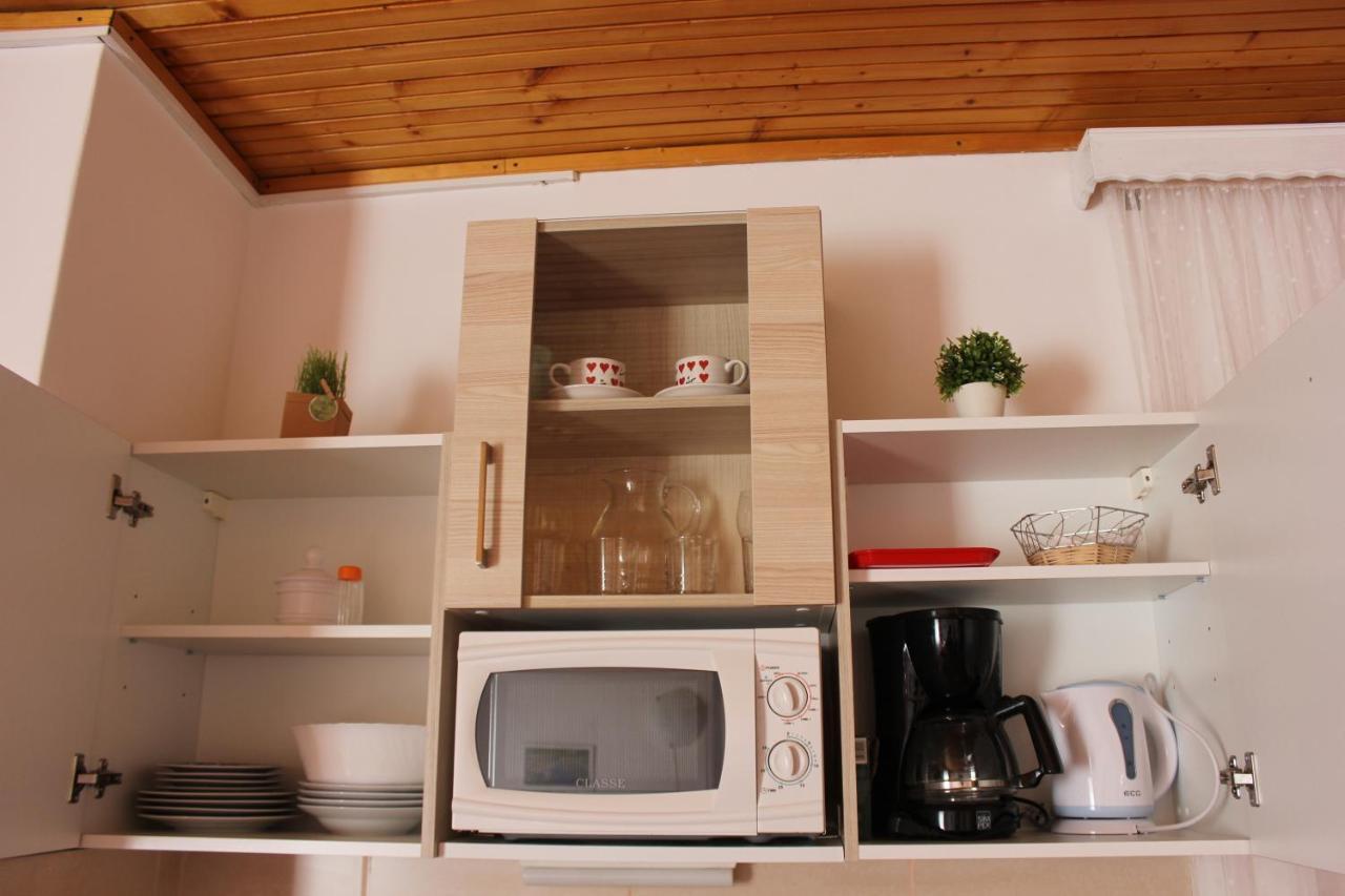 Apartmani Pavicic-Ivelja Stari Grad  Bagian luar foto